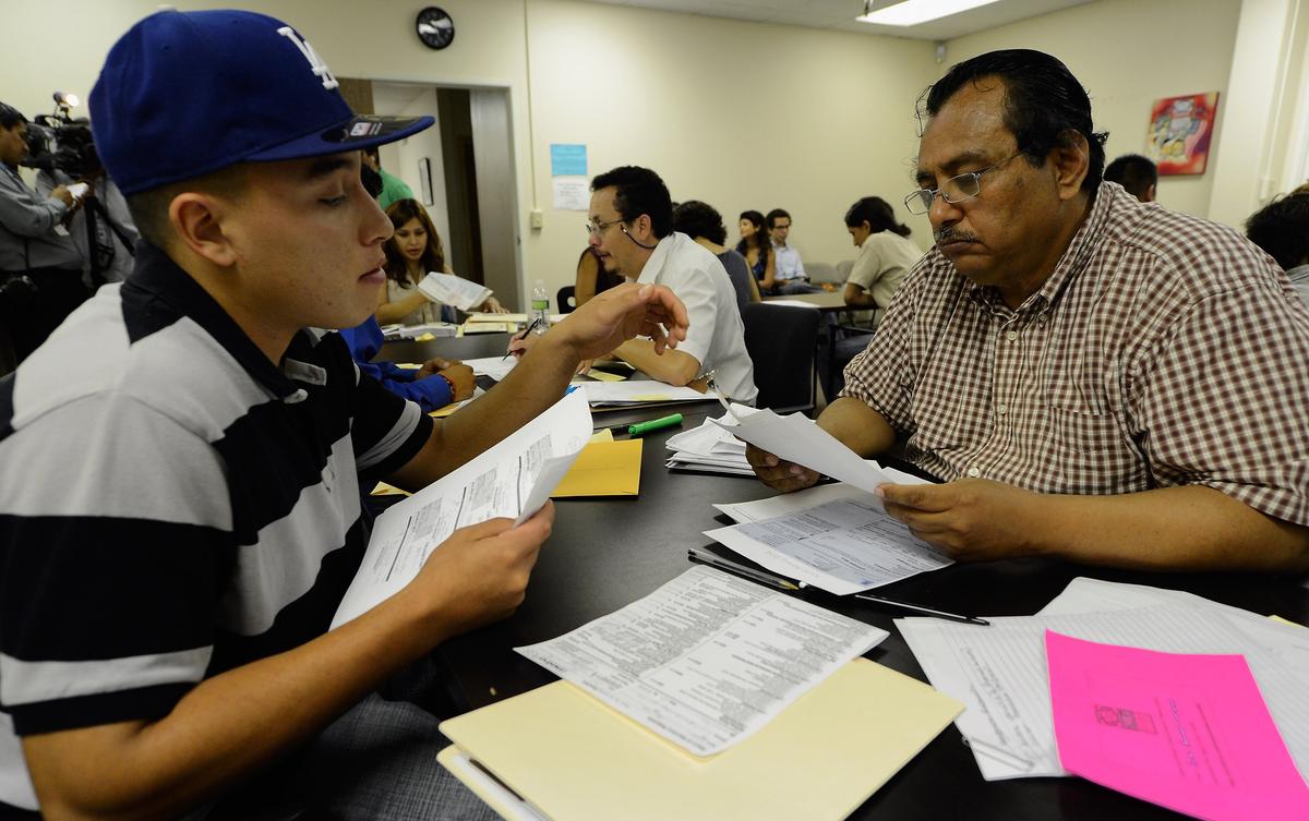 California Bill That Establishes Resource Centers for Immigrant Students Sent to Newsom