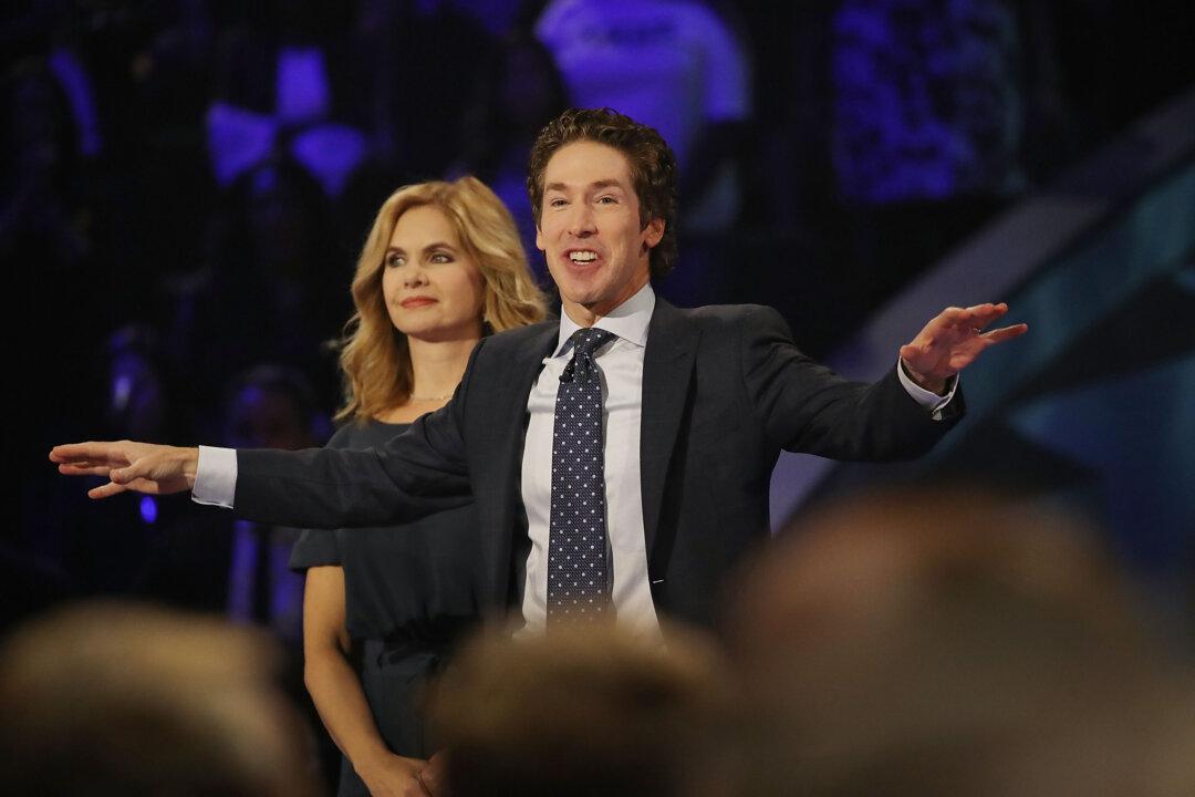 Osteen Explains Church’s Hurricane Harvey Response Again