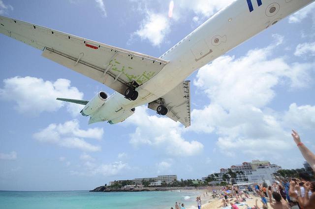 Hurricane Irma Wrecks World-Famous Airport in St Maarten
