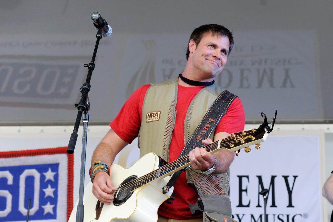 Helicopter Crash That Killed Star Country Singer Was Caused by Engine Problem