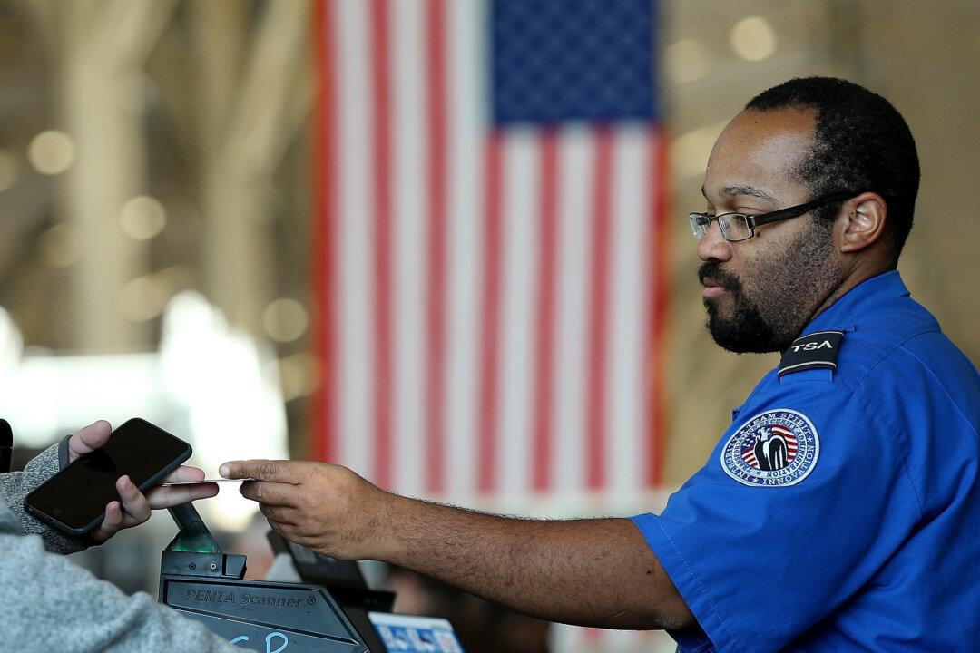 Supreme Court to Review ‘No-Fly List’ Lawsuit Against FBI