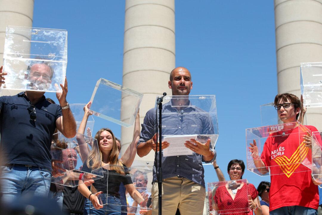 Police in Catalonia Hunt for Hidden Ballot Boxes in Bid to Foil Referendum