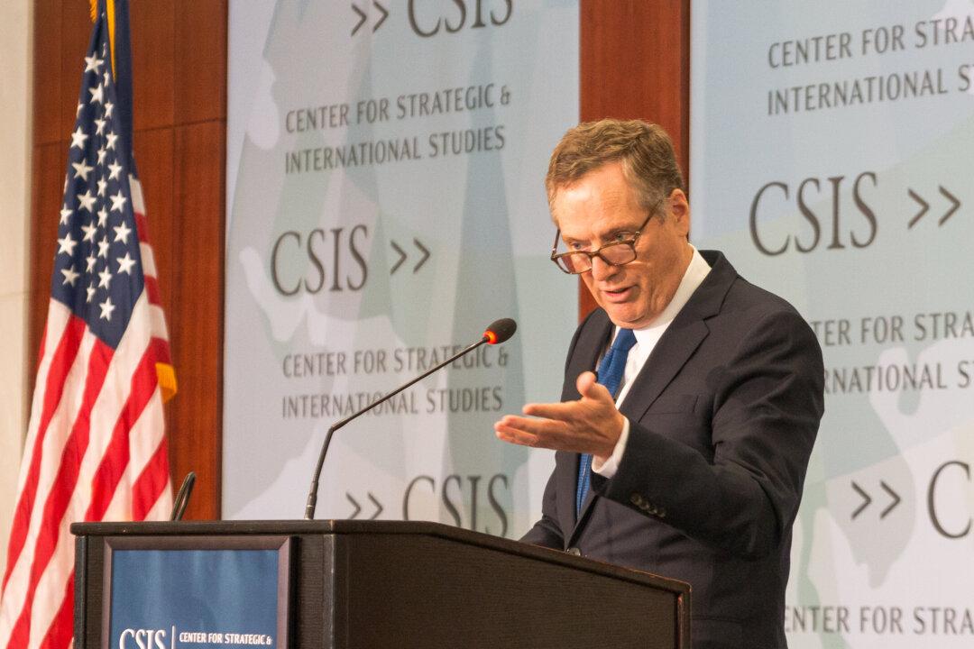 US Trade Official Declares China an ‘Unprecedented Threat’ to World Trade System