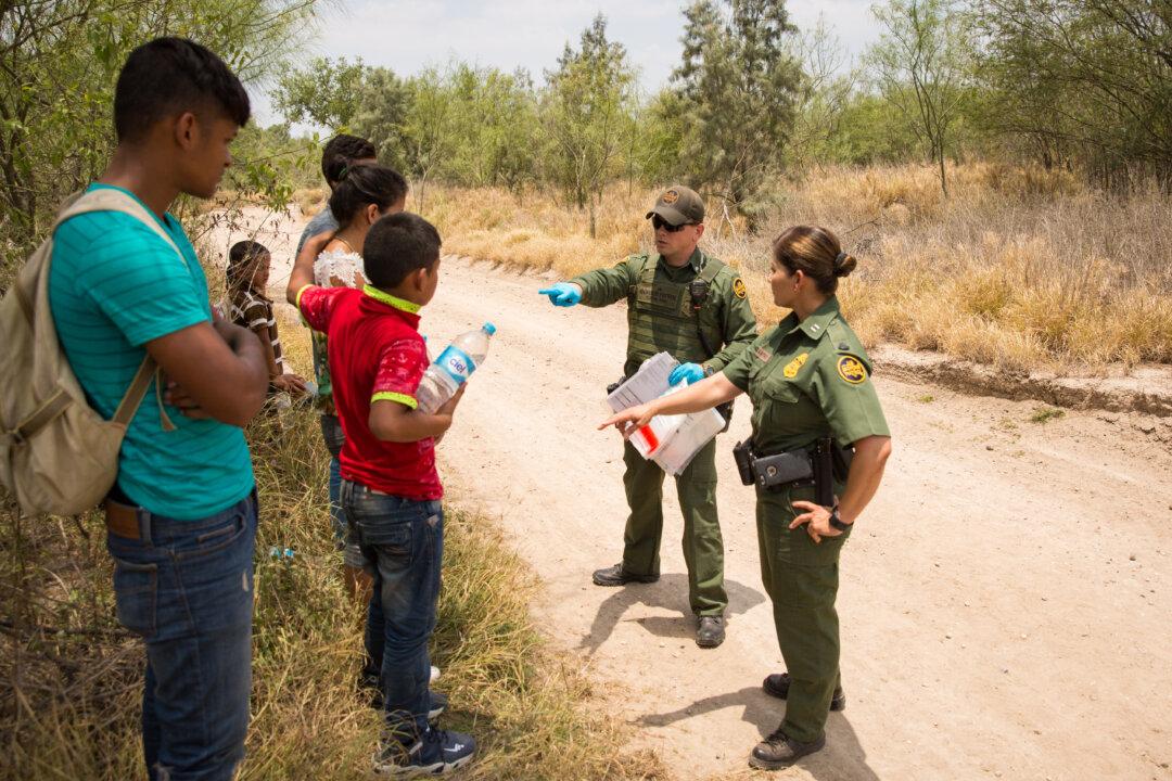 Blocking Illegal Immigrants From Entering US If at Capacity Is Illegal: Appeals Court