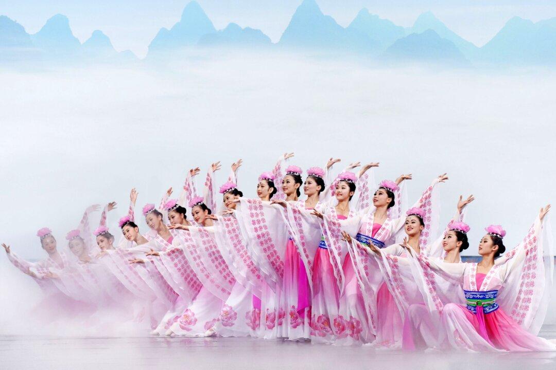 ‘Exquisitely Beautiful’ Shen Yun Returns to Canada in 2018