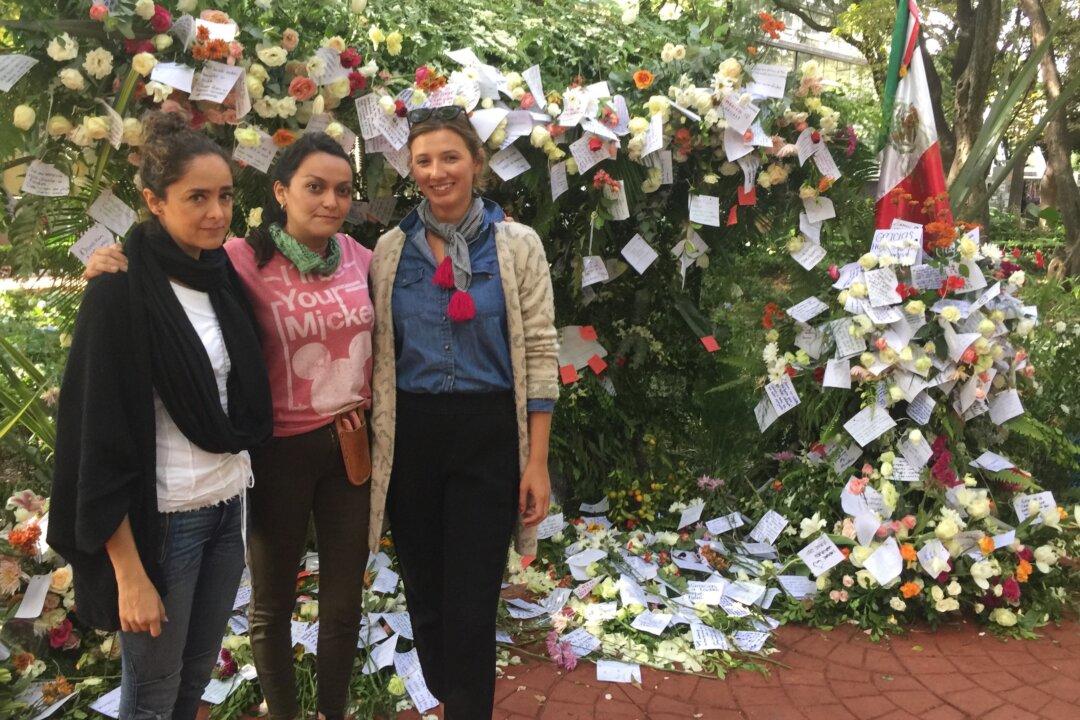 Surrounded by Ruin, Florists Create Beauty in Mexico City
