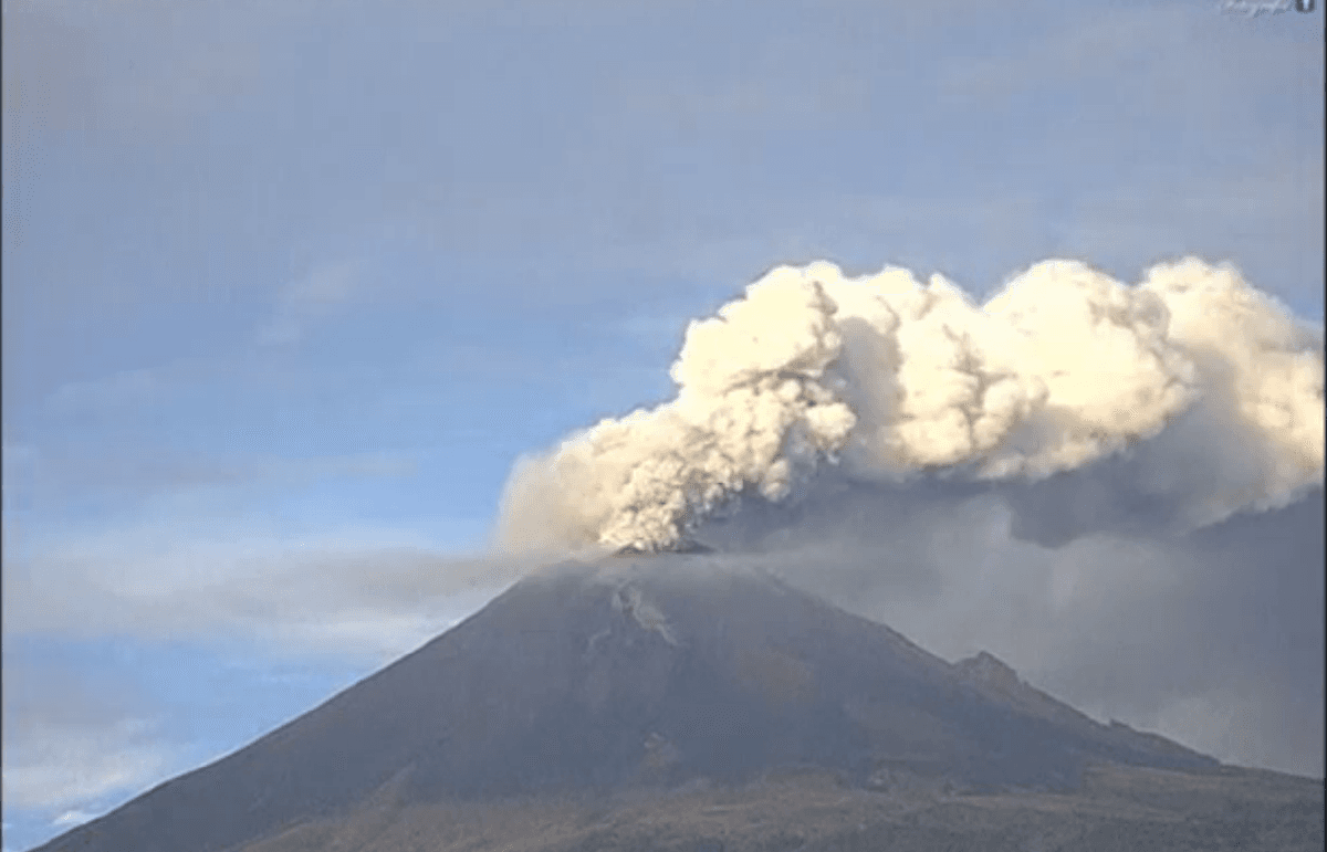 Mexican Volcano Erupts as Country Rebuilds After Quake