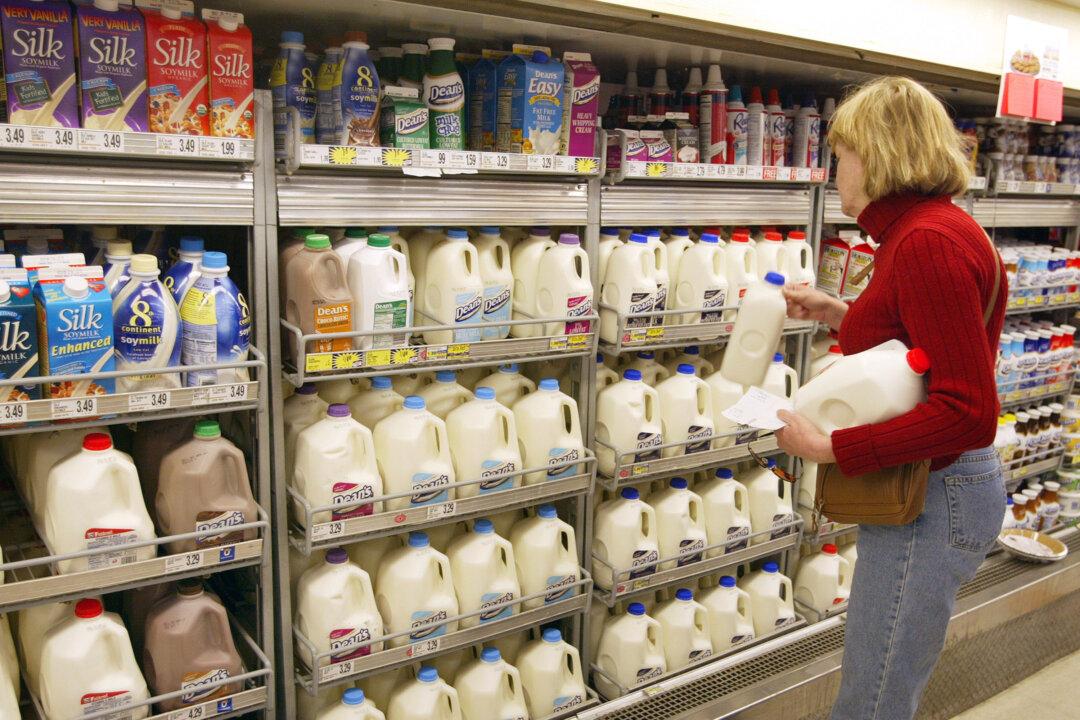 No. 1 Producer of Milk in US Declares Chapter 11 Bankruptcy
