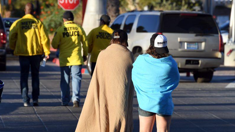 Long Lines Form as Vegas Residents Answer Call for Blood Donations After Mass Shooting