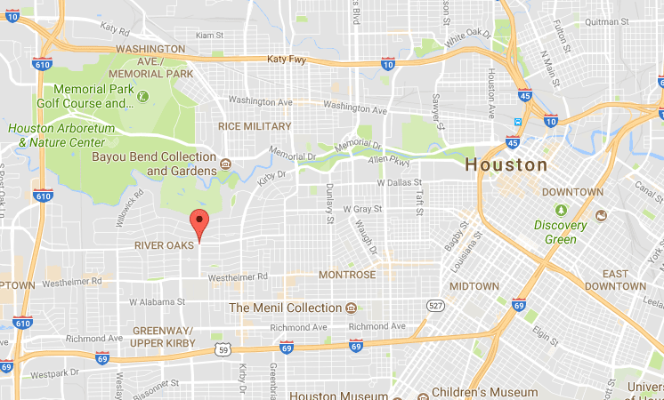 Texas Lawyer Parks Functioning World War II Tank in Front of His Houston Home