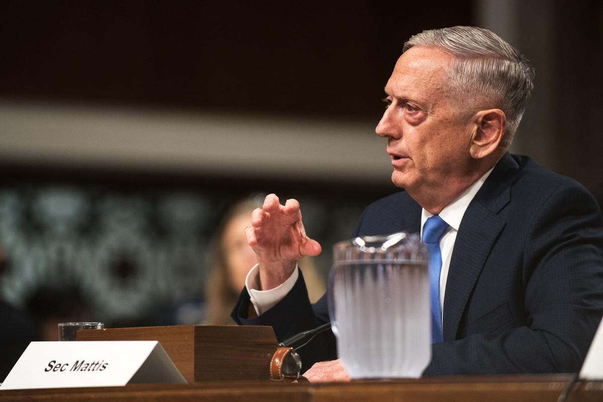Gen. Mattis: US Working on Diplomatic Efforts While Keeping Military Options Open