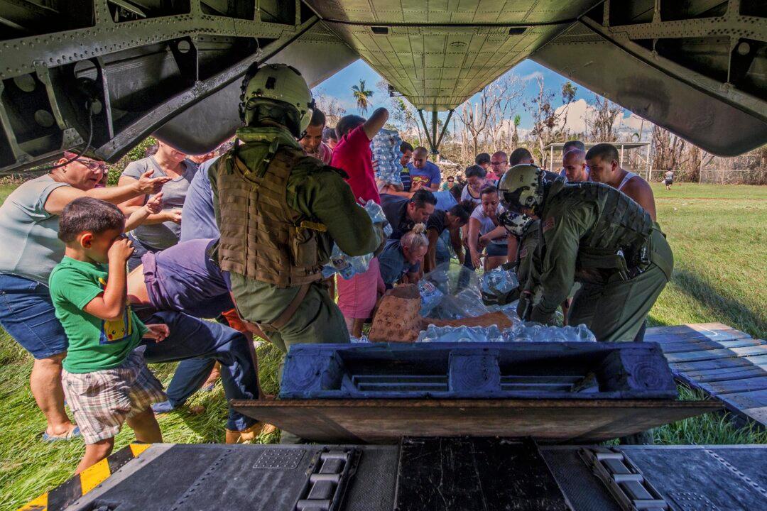 US Military Delivers Goods Directly in Puerto Rico as Local Government Falls Short