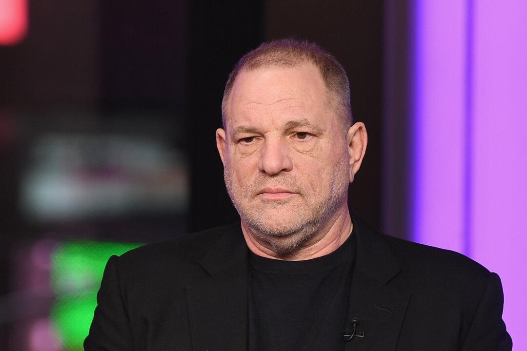 Harvey Weinstein Smuggled Phone Into Rehab: Report