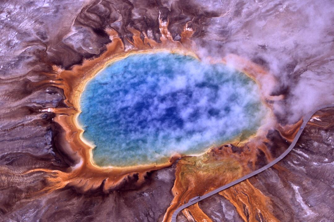 Yellowstone Supervolcano Could Erupt Much More Abruptly: Researchers
