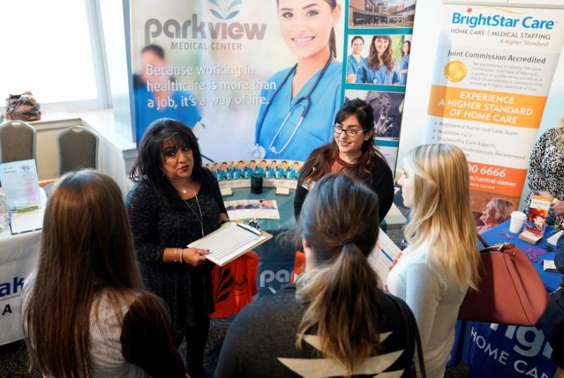 Over Half of Americans Are Looking for New Jobs in 2023: Survey