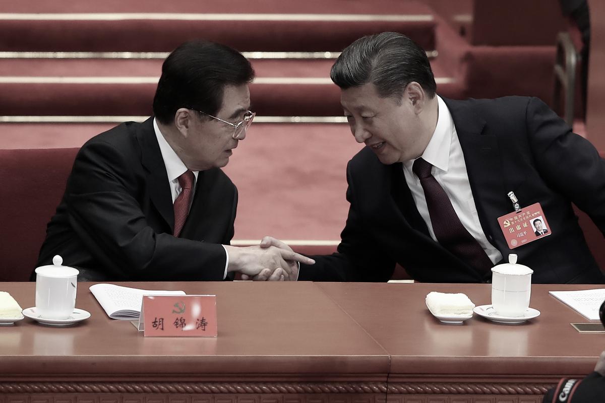Camera Angles Show Who’s ‘Out’ of the Political Game at China’s National Congress