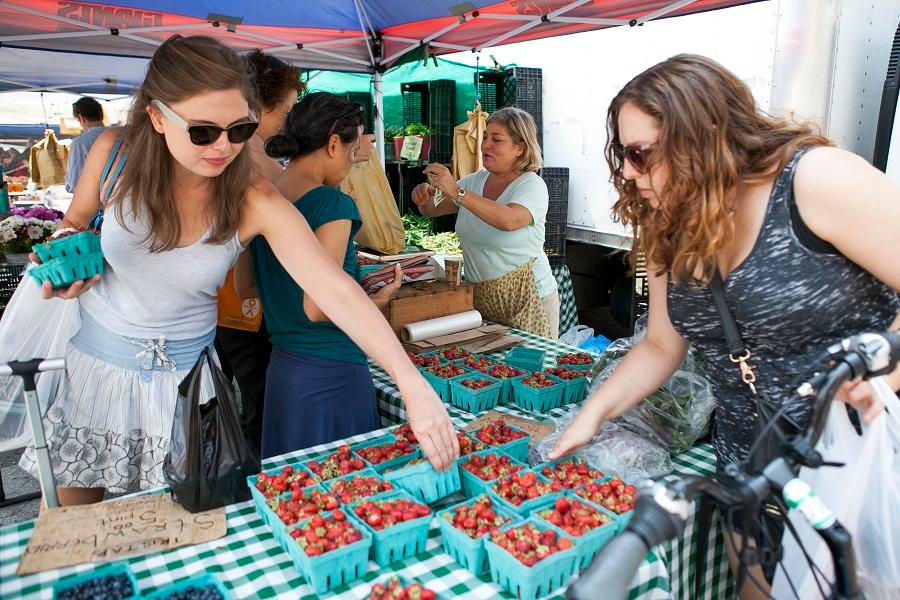 A Diet High in Pesticides May Be Poisoning America