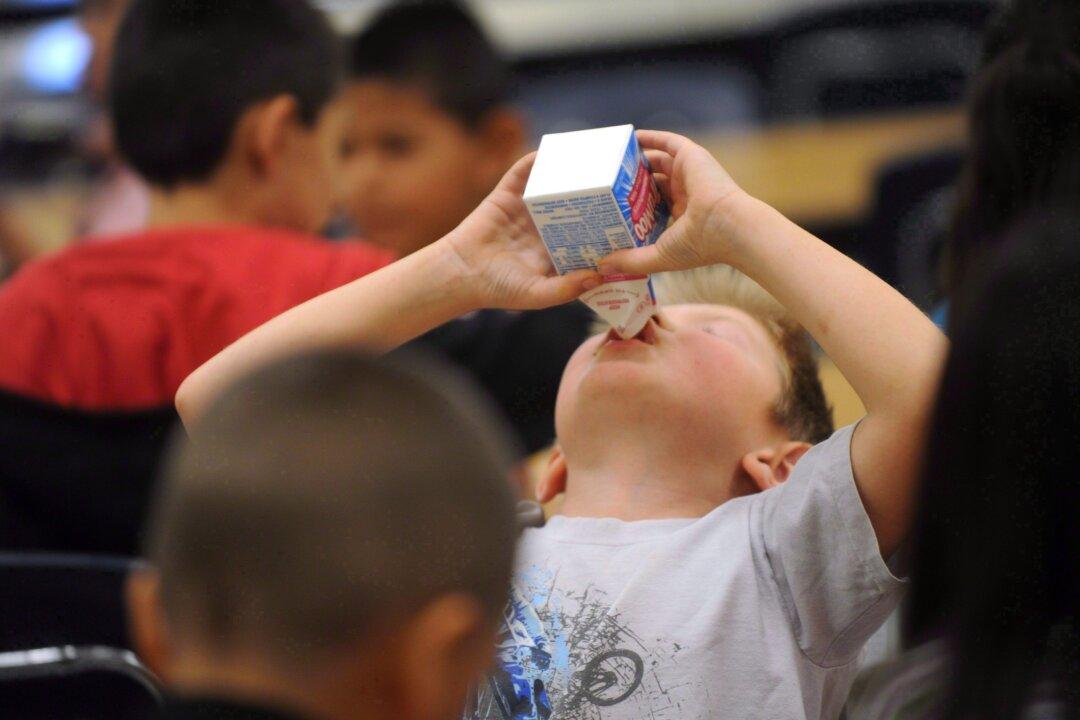 Returning the ‘Whole’ Cow to US Lunchrooms: Why Some Say Children Need Whole Milk