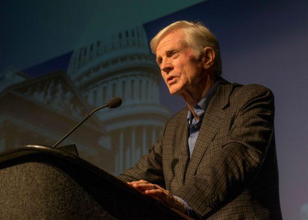 Former Canadian Secretary of State, Hon. David Kilgour speaking at the Human Organ Trafficking panel at UCSD on Nov. 2 (Epoch Times)
