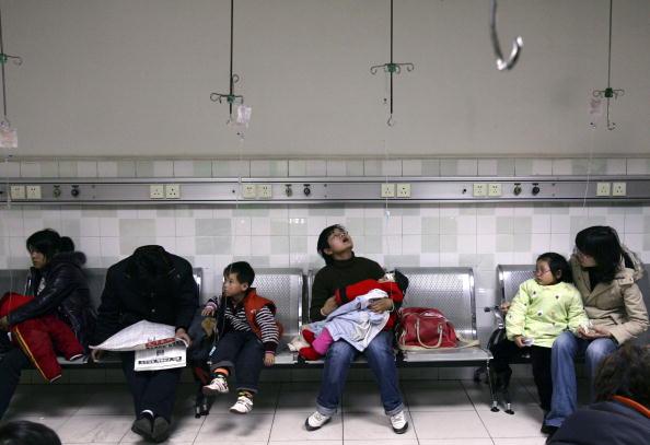 A Broken Leg Exposes a Broken Health Care System in China