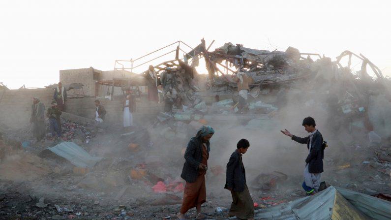 Saudi Arabia Launches Attack on Yemen Ministry of Defense