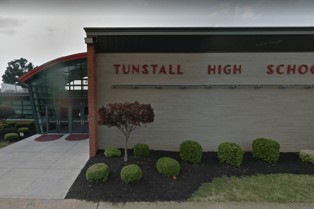 Father of 17-Year-Old High School Student Raises Awareness After Her Suicide