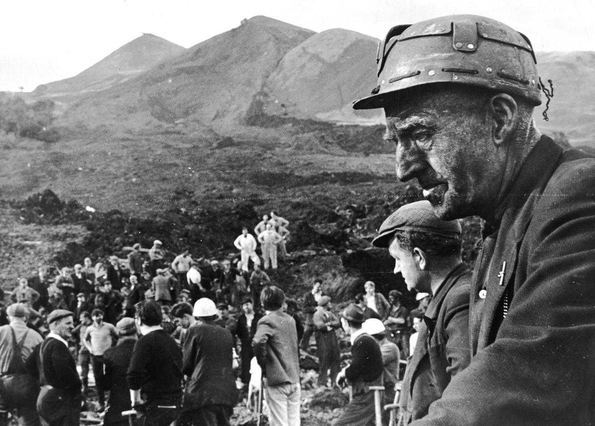 Rescue workers at the scene of the wrecked Pantglas Junior School at Aberfan, South Wales, where a coal tip collapsed killing more than 190 children and their teachers. (Keystone/Getty Images)