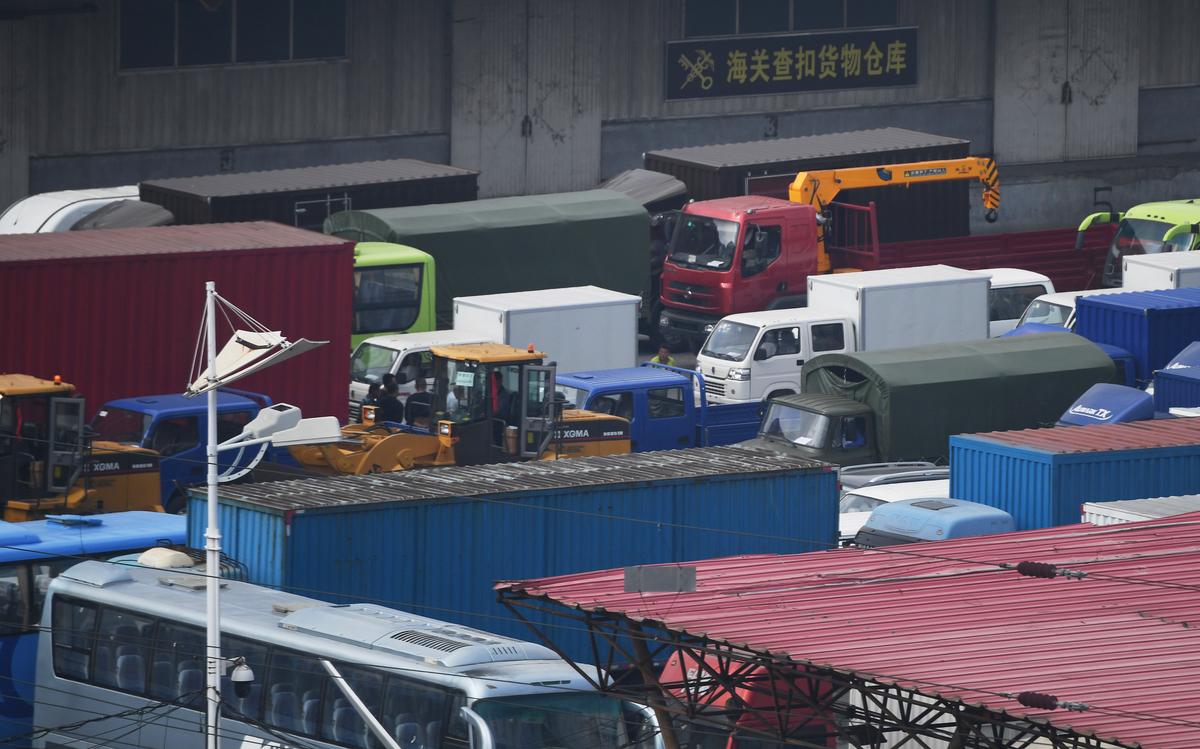 China Closes Bridge to North Korea After Cancelling China–N. Korea Flights Days Earlier
