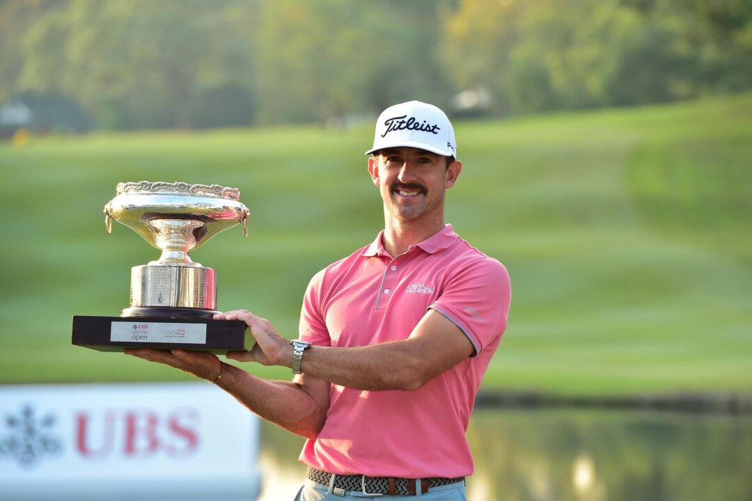 Australian Wade Ormsby Excels at UBS Hong Kong Golf Open