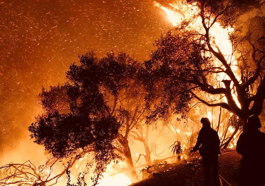 California Wildfire Rages Toward Scenic Coastal Communities