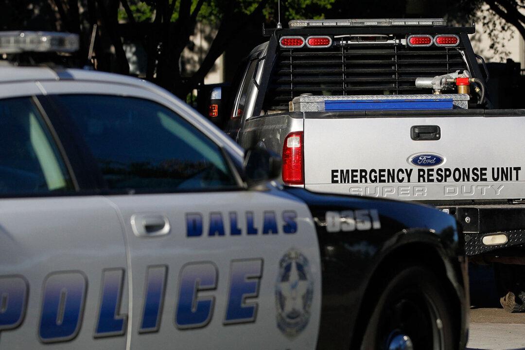 North Texas Man Shoots his Children, then Himself