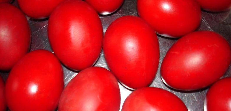 Boy Finds Six Pills Inside Chocolate Egg, Mom Issues Warning