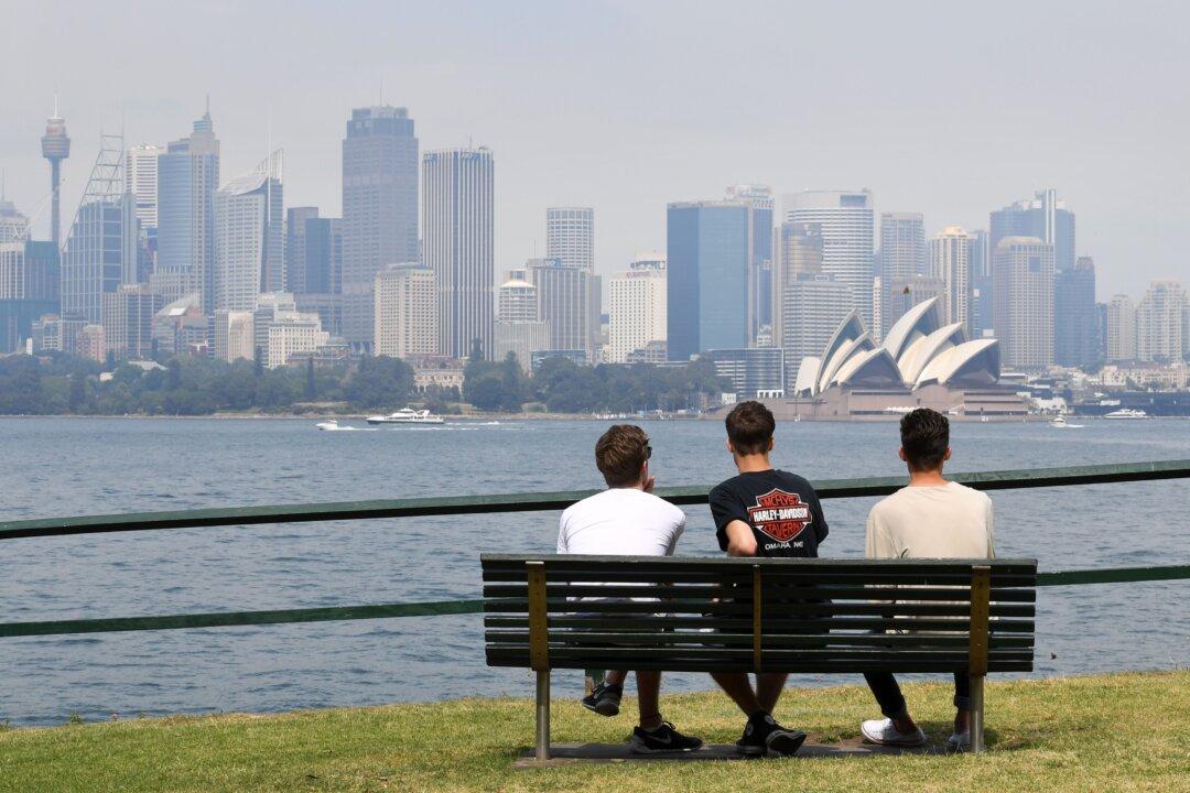 Australian Home Investors in Full Retreat as Prices Fall