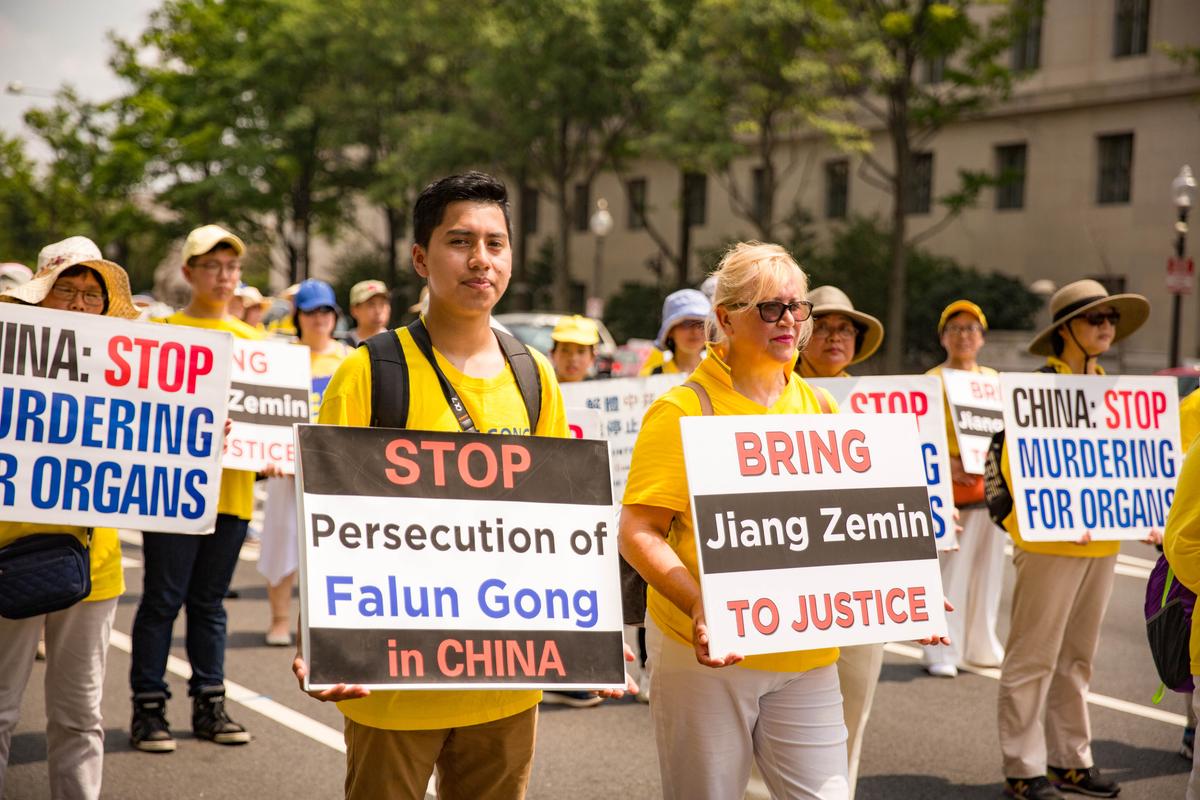 More Than 800 Falun Gong Practitioners in China Sentenced to Prison Unjustly for Their Faith