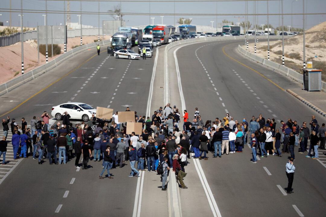 Strike Briefly Shuts Down Israel Over Teva Pharm Job Cuts