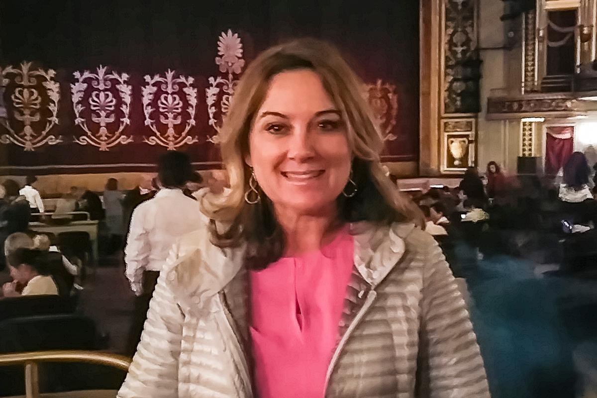 Shen Yun Costumes ‘Out of This World,’ Says Writer