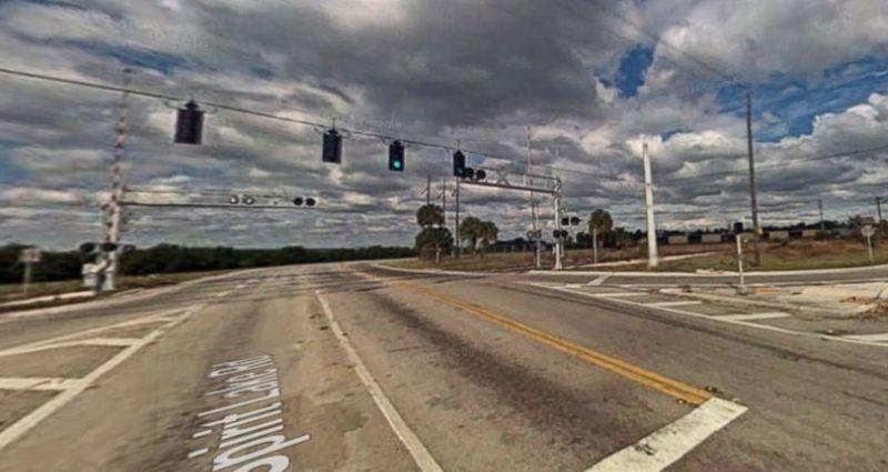 Plane Crashes in Polk County, Florida; 4 Dead on Christmas Eve