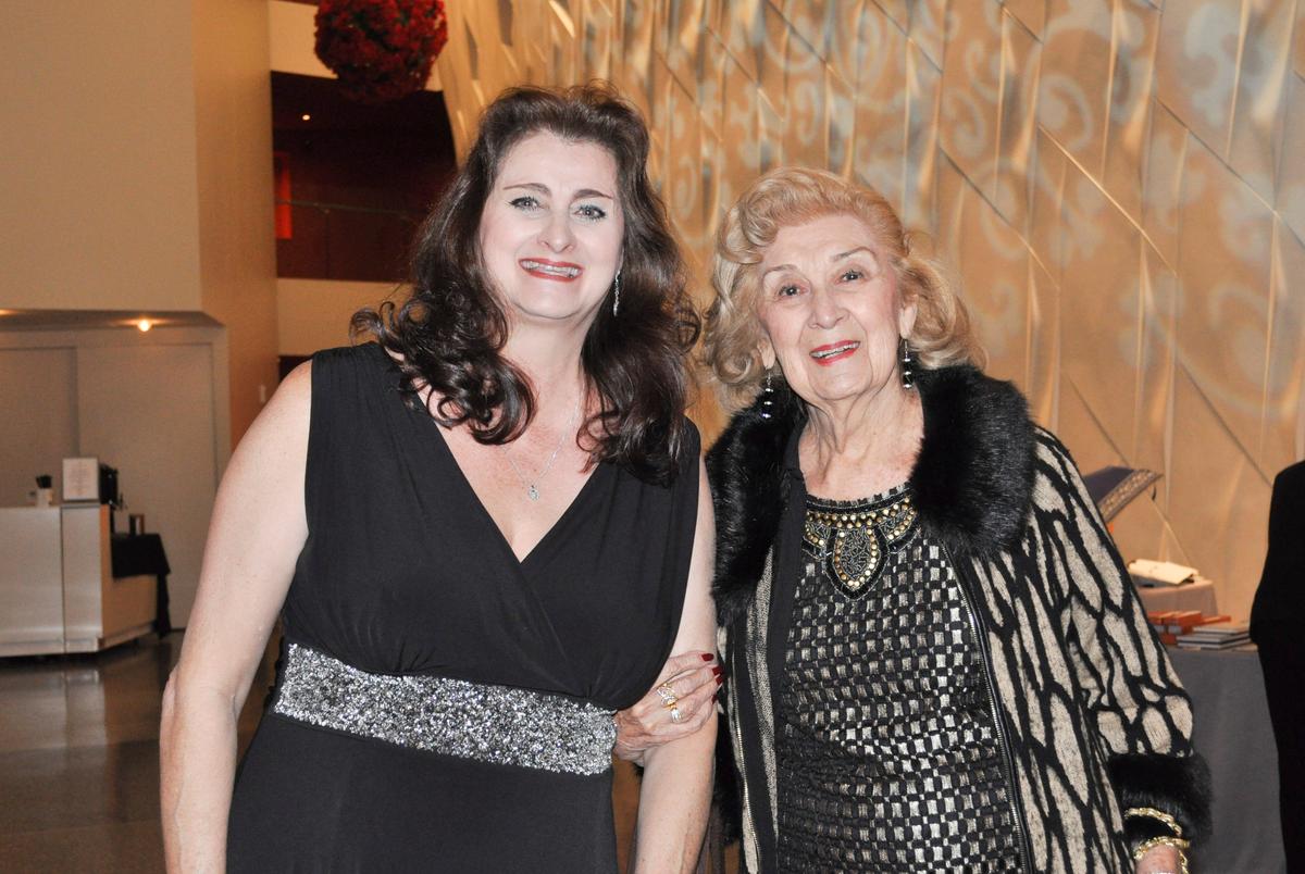 Writer Says She Should Have Bought Tickets to See Shen Yun Twice