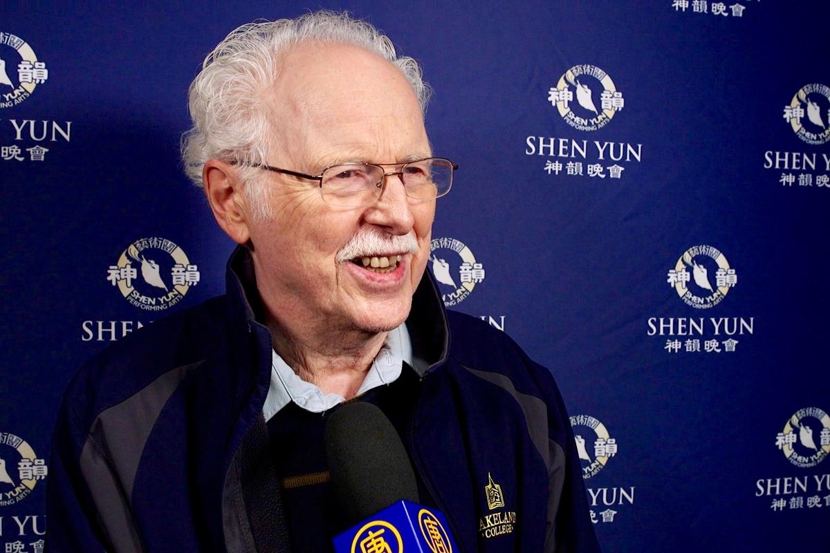 Retired Minister, Professor Praises ‘Beautiful Expression’ in Shen Yun