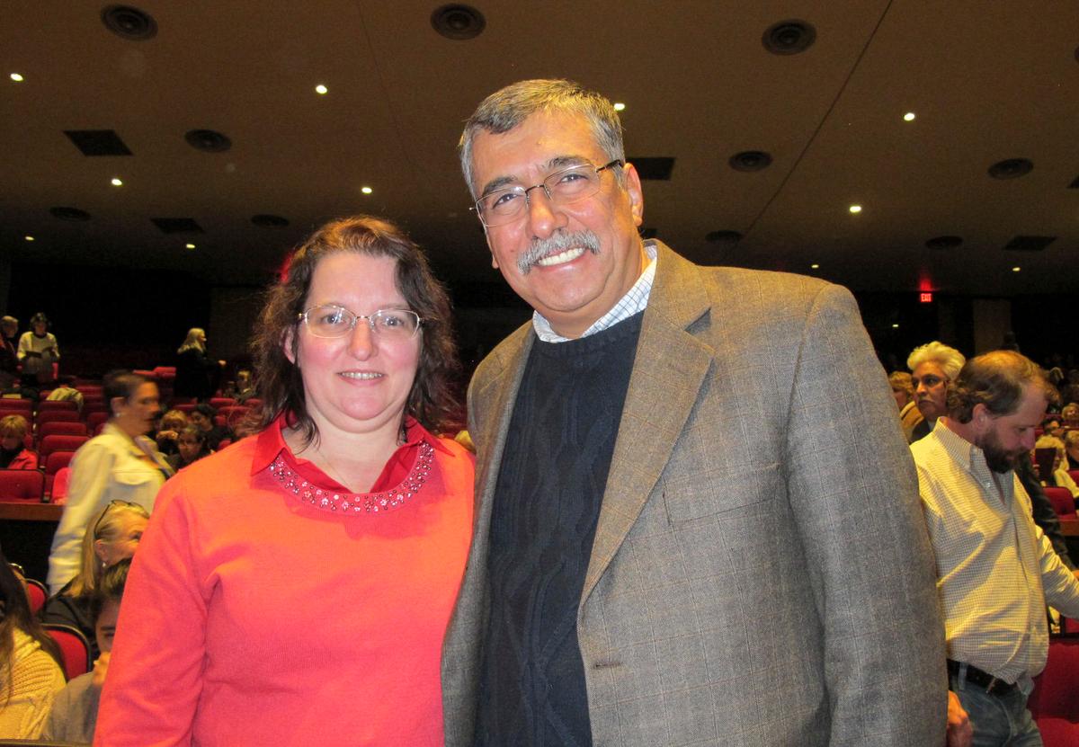 Company President: Shen Yun Shows People the Connection Between Positive Energy and Meditation