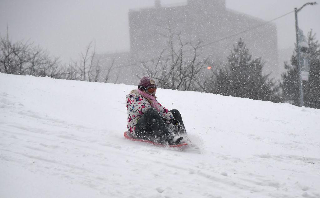 In Blizzard’s Icy Wake, Intense Cold Grips US Northeast