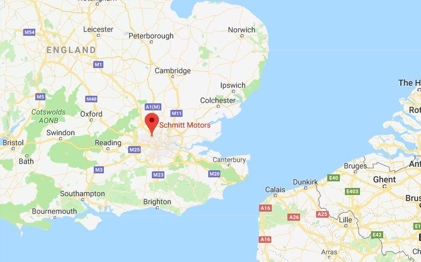 Huge Fire Breaks out at Northern London Warehouse