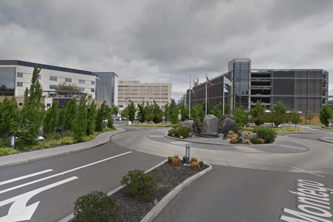 High School Wrestler Paralzyed During Match on Campus