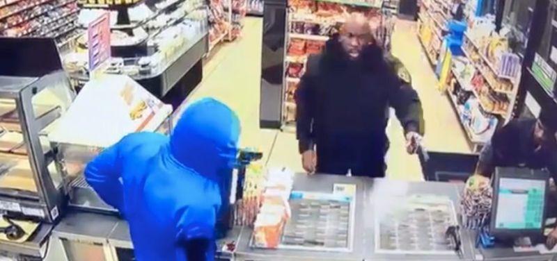 ‘It’s Fake’: Security Guard Casually Shoots Robbers