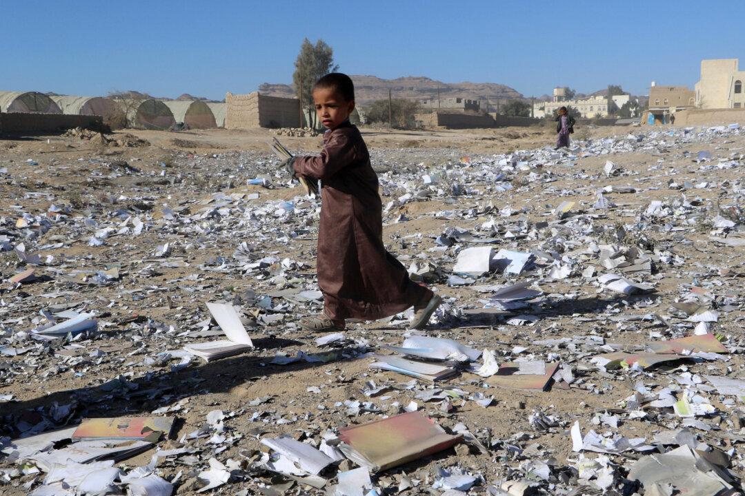 Saudi-Led Coalition to Give $1.5 Billion in Yemen Aid, Expand Port Capacity