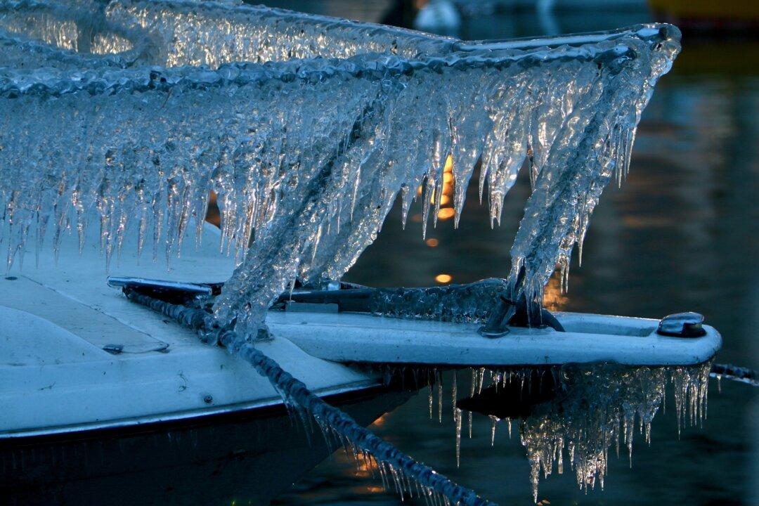 New US Navy Warship Trapped in Canada Until Spring Due to Ice