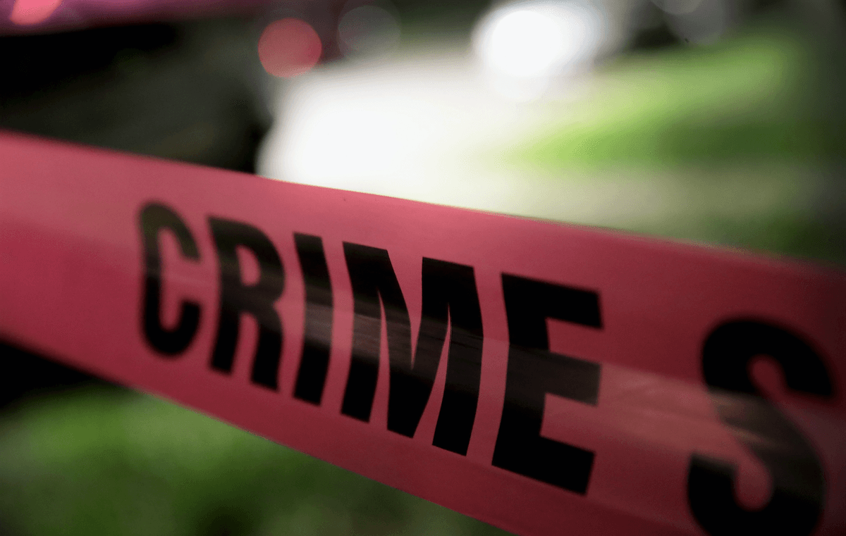 Woman Attacked Three People With a Hammer When They Knocked on Her Door to Talk About the Bible