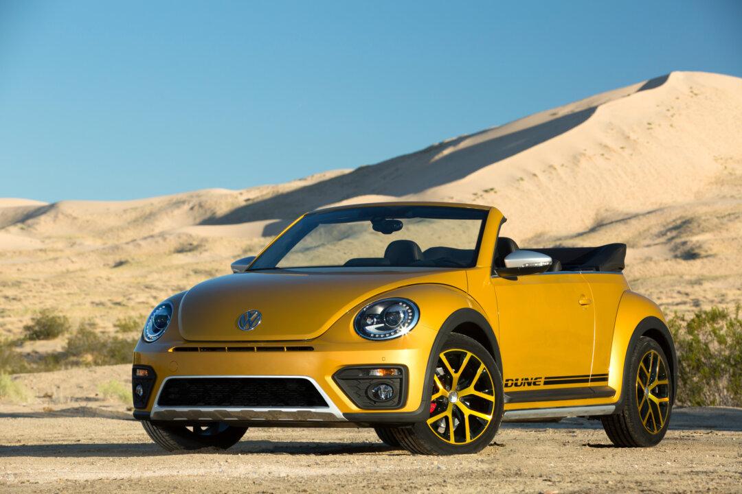 2018 Volkswagen Beetle Convertible Dune