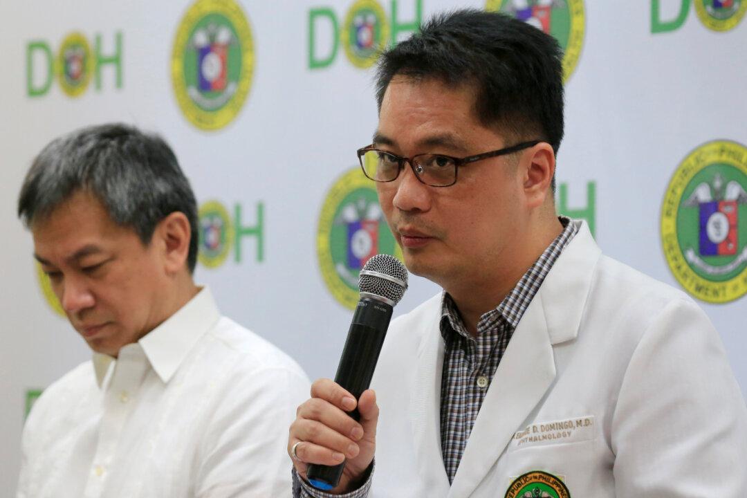 Philippines Says Anti-Dengue Vaccine May Be Connected to Three Deaths