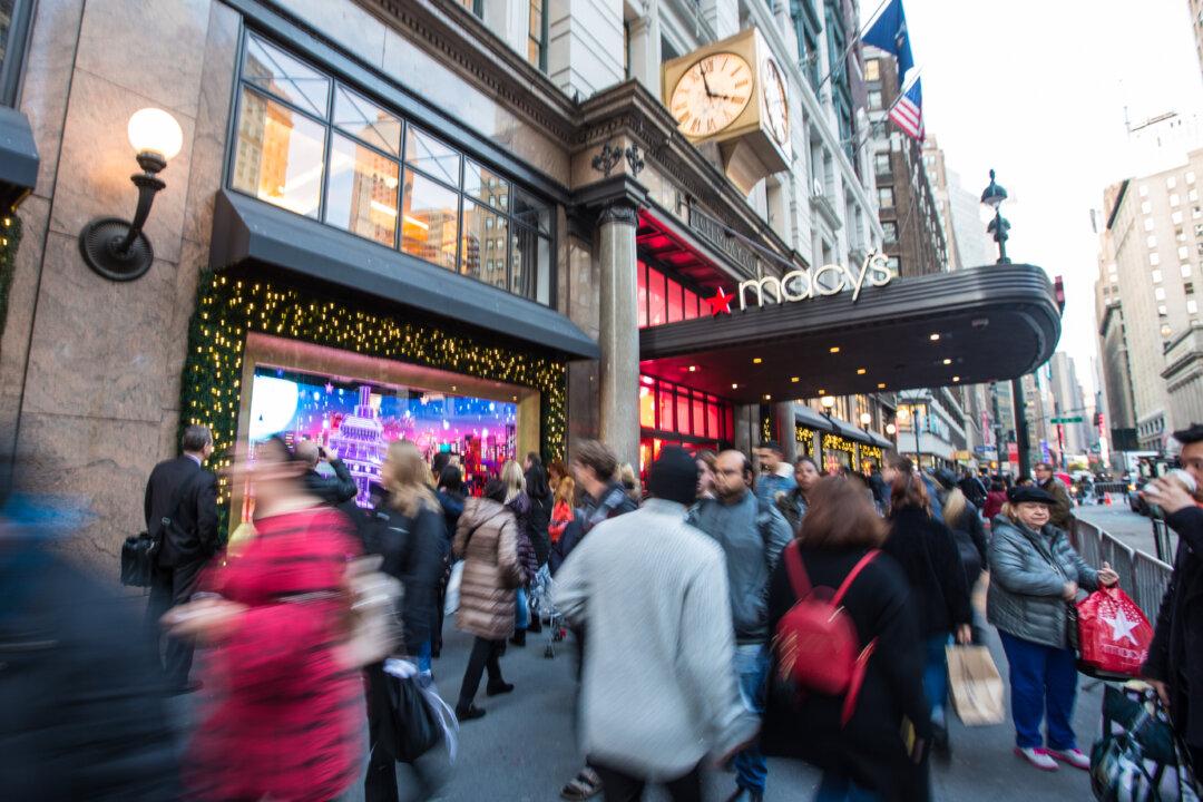 Tax Cuts Could Create a Boom, Say Economists